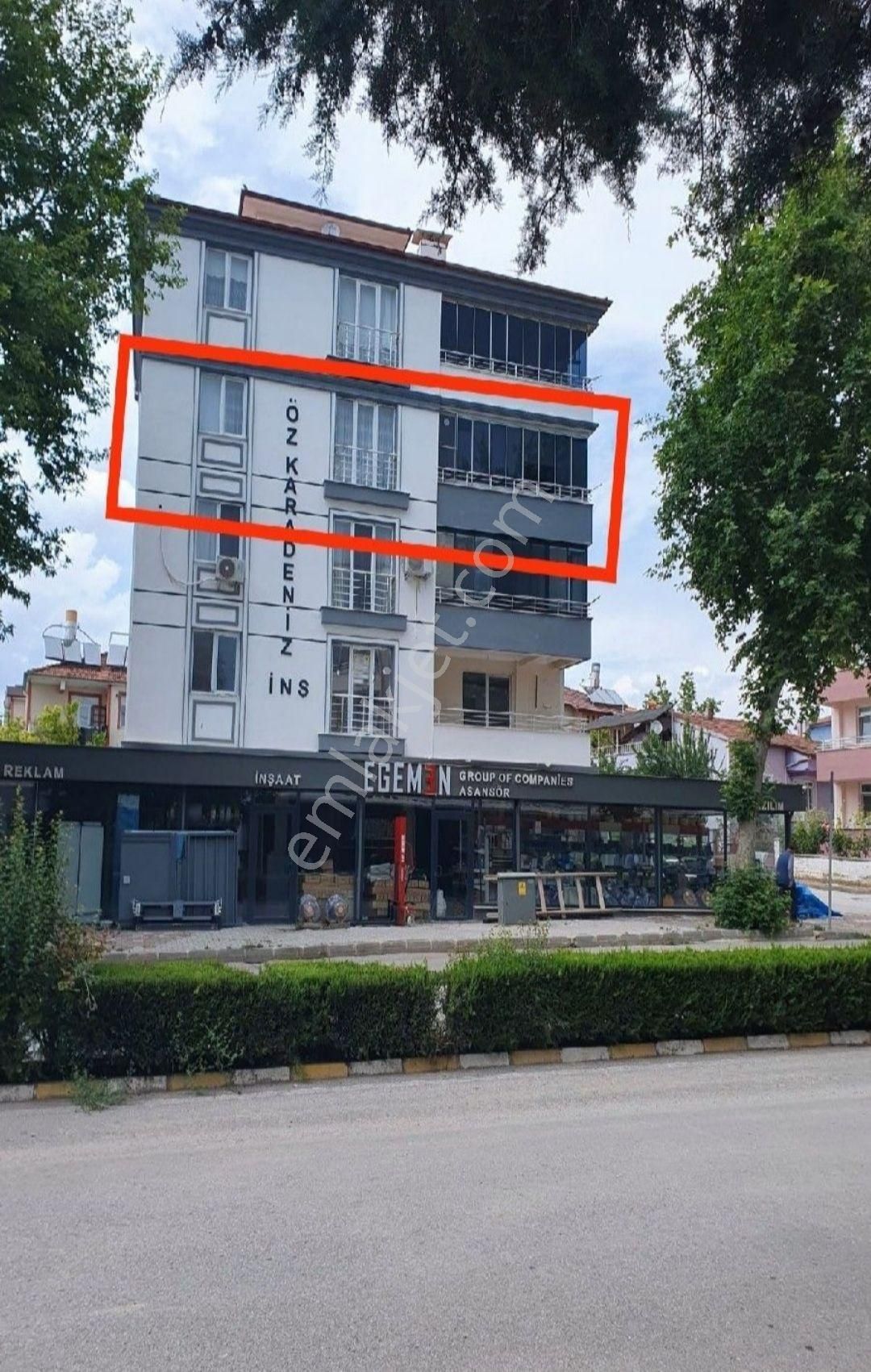 Kiralık Daire (aile)