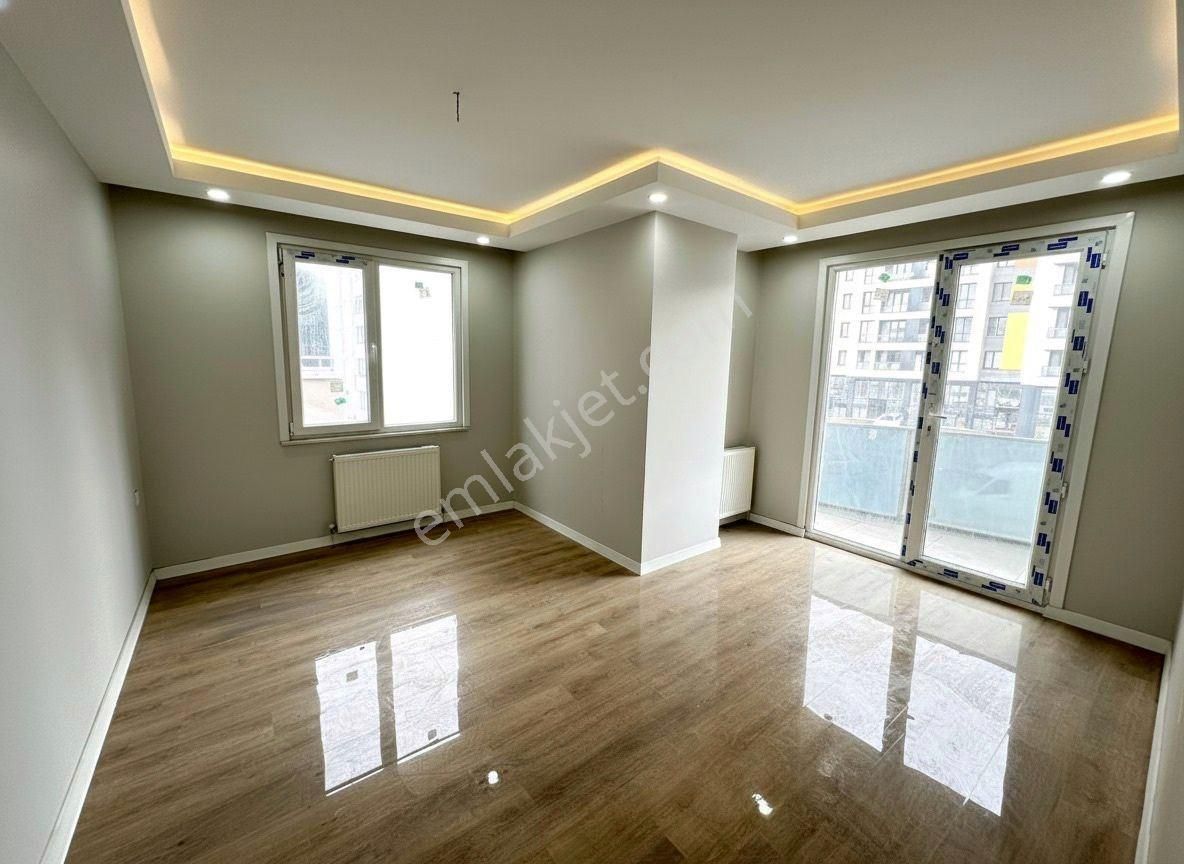 Beylikdüzü'nde Kapalı Otoparklı Sıfır 2+1 Lüks Daire