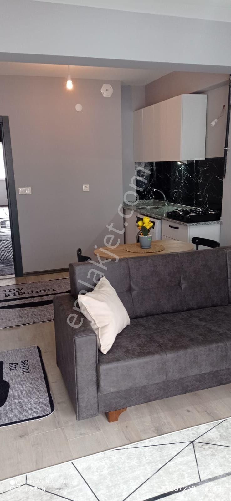 Esentepe Mahallesi Eşyalı Sıfır Balkonlu Kiracılı Satılık 1+1 - Görsel 13