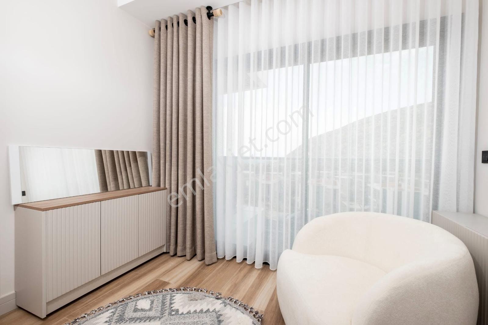Kuşadası Karaova Mevkiinde Muhteşem Deniz Manzaralı 4+1 180m2 Özel Havuzlu Tek Müstakil Lux Villa - Görsel 24