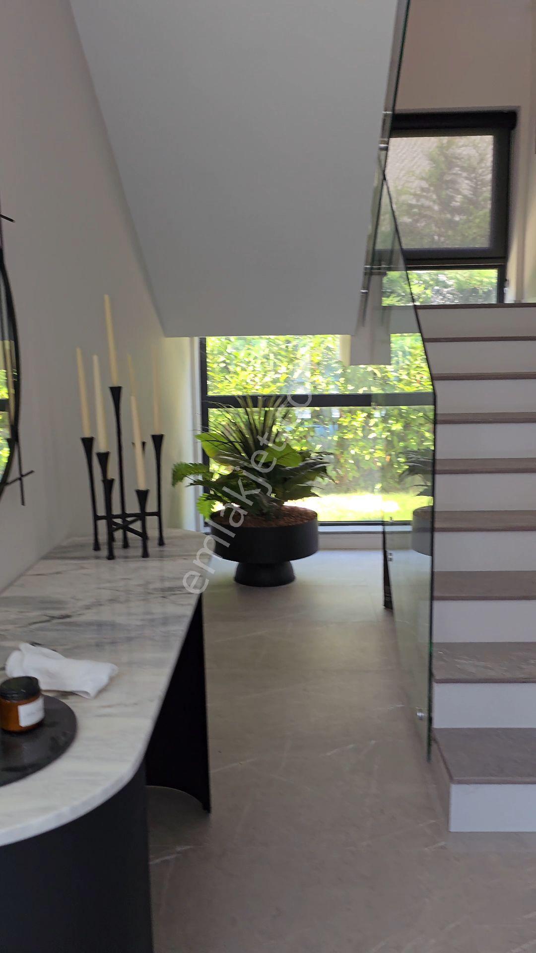 Kuşadası Karaova Mevkiinde Muhteşem Deniz Manzaralı 4+1 180m2 Özel Havuzlu Tek Müstakil Lux Villa - Görsel 33