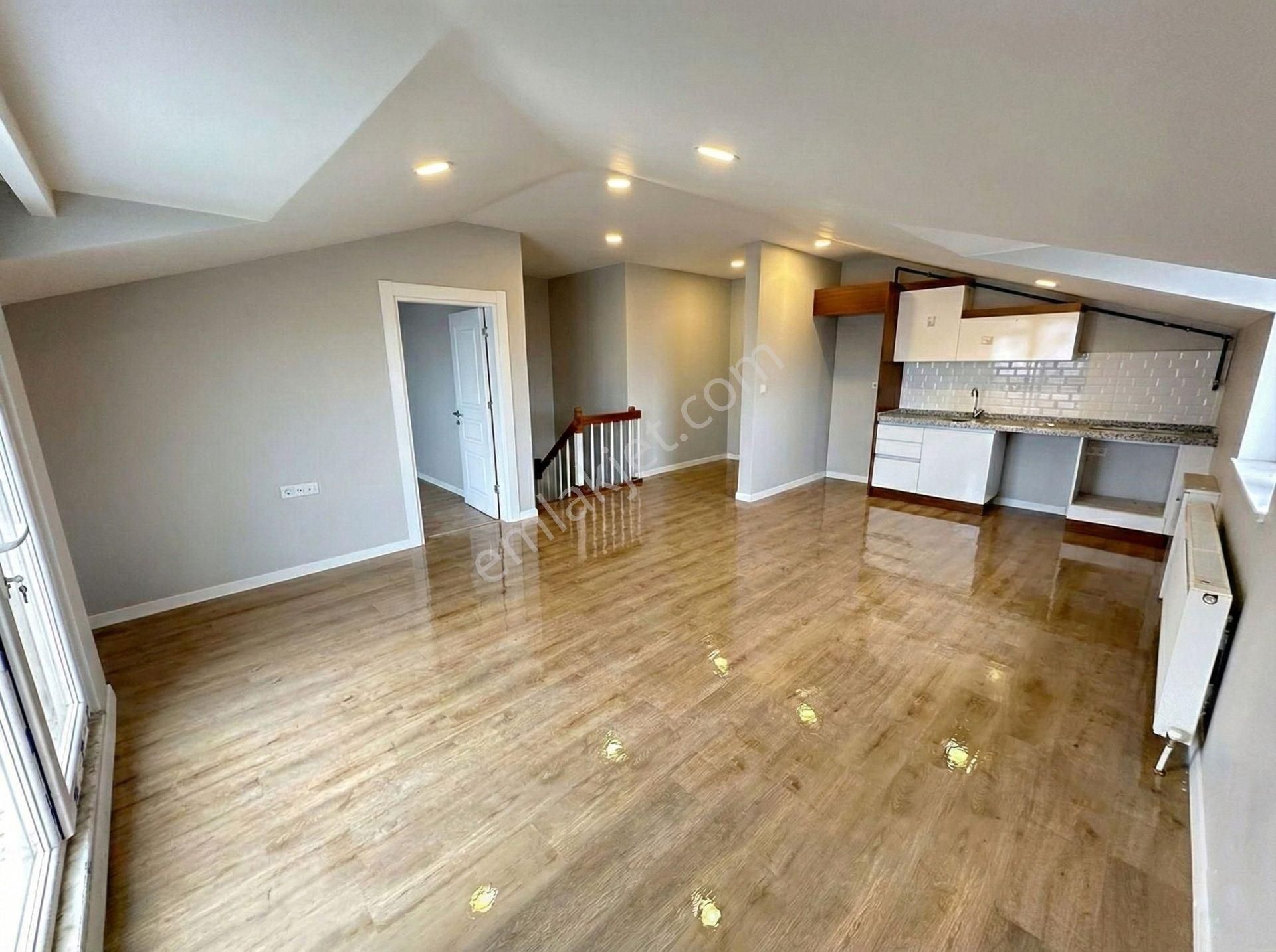 Beylikdüzü Yakuplu Mahalllesinde 3+2 Dublex Geniş Daire - Görsel 11