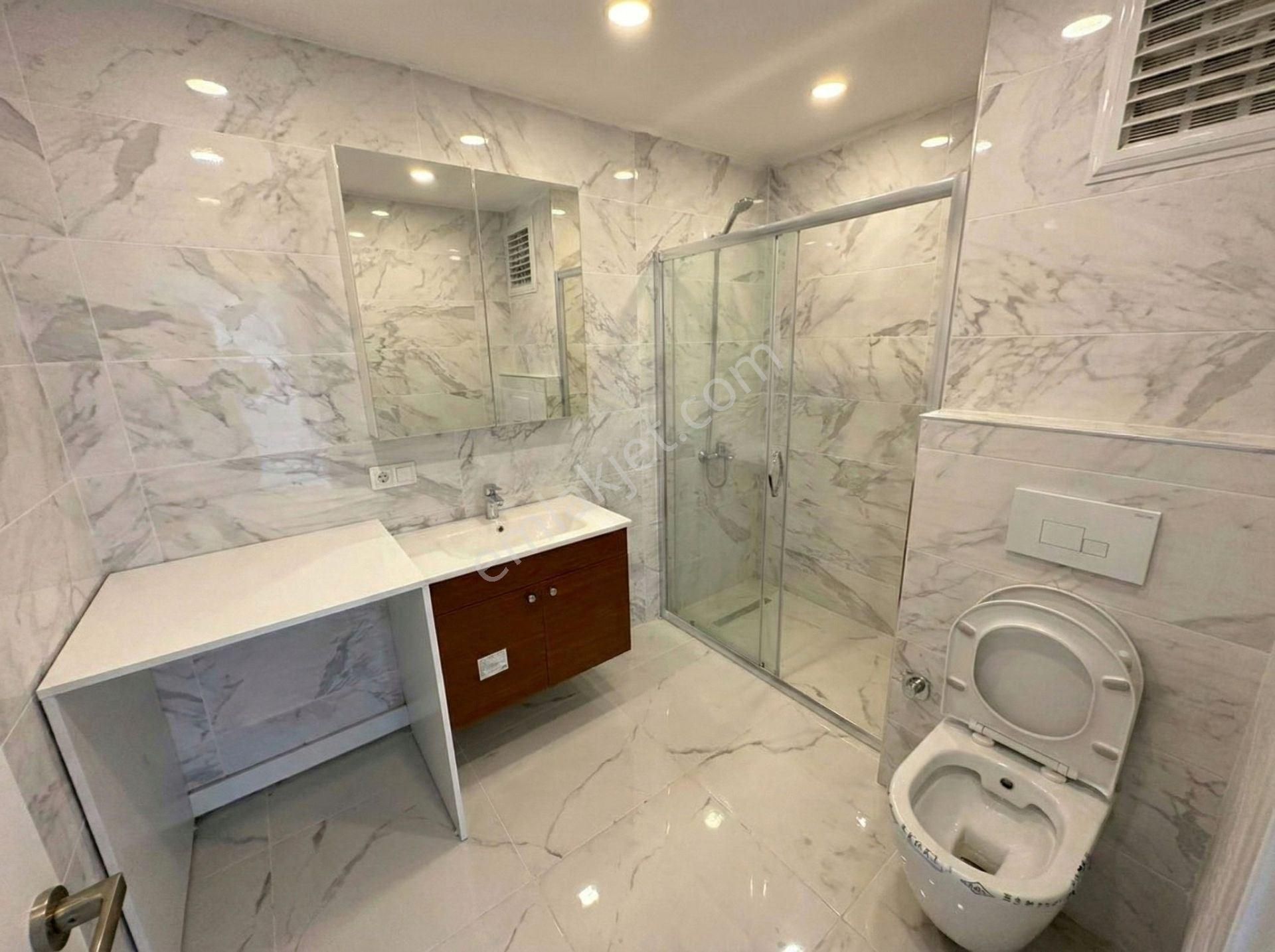 Beylikdüzü Yakuplu Mahalllesinde 3+2 Dublex Geniş Daire - Görsel 9