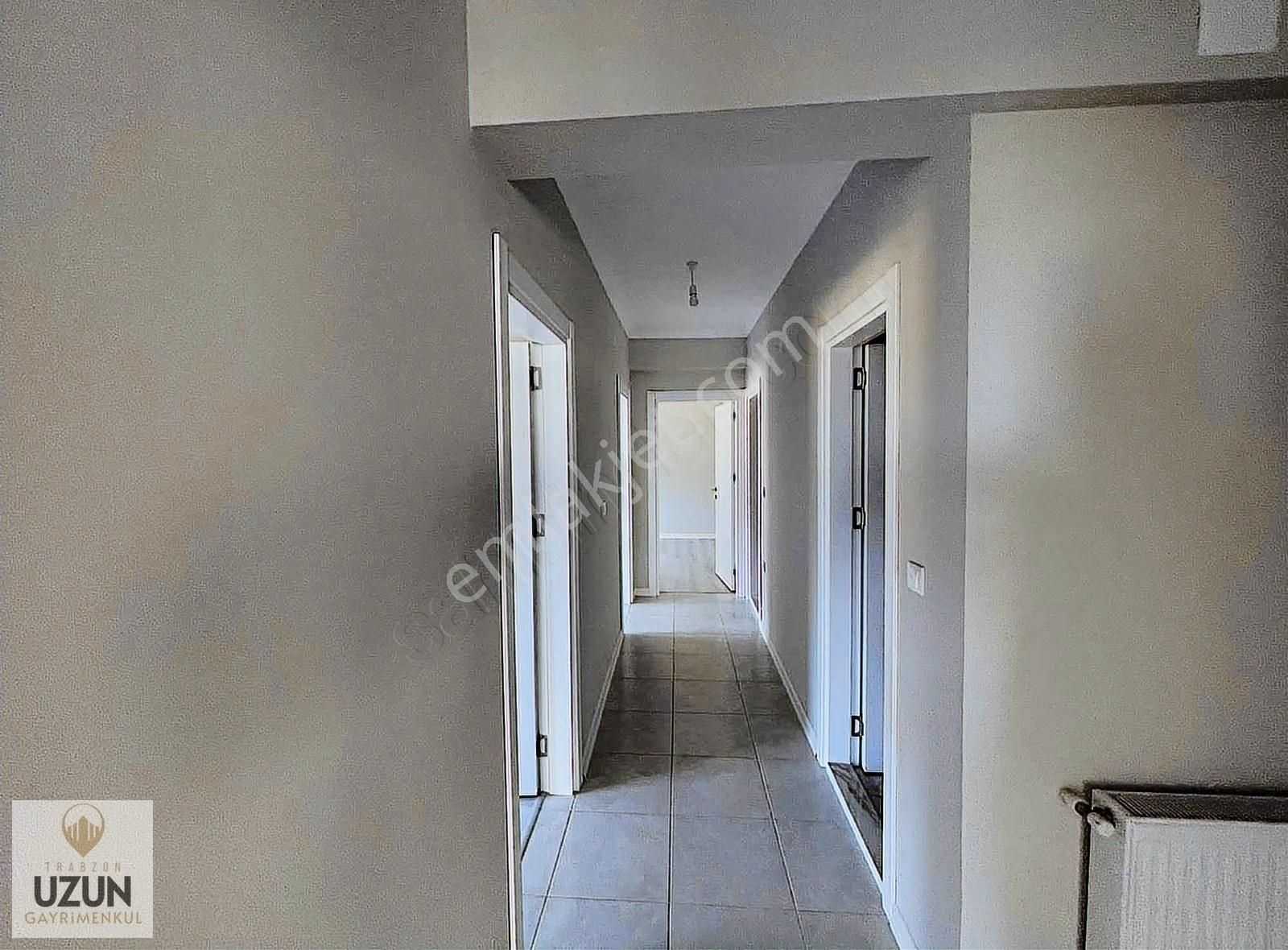 Karşıyaka Da Deniz Manzaralı Satılık Daire - Görsel 2