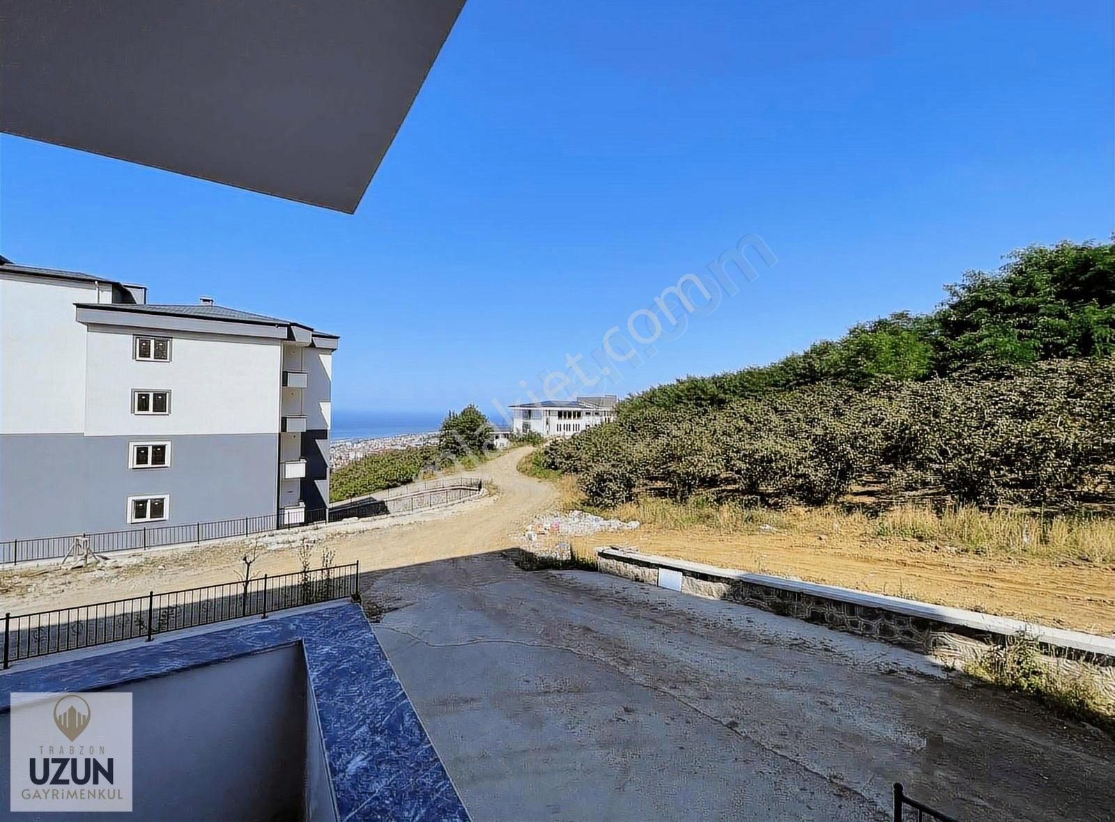 Karşıyaka Da Deniz Manzaralı Satılık Daire - Görsel 3