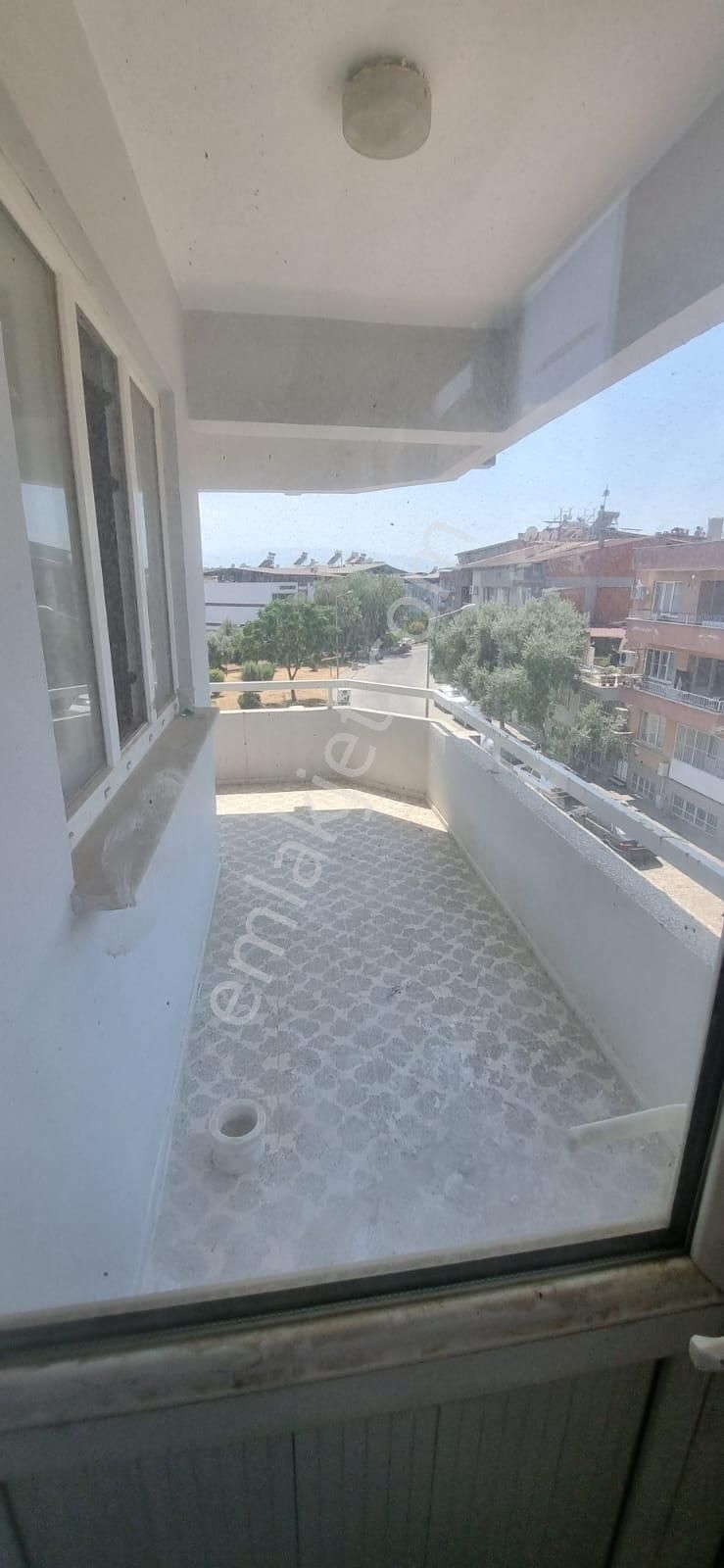 Tombul Emlaktan Zafer Mahallesinde 3+1 Kiralık Daire - Görsel 3