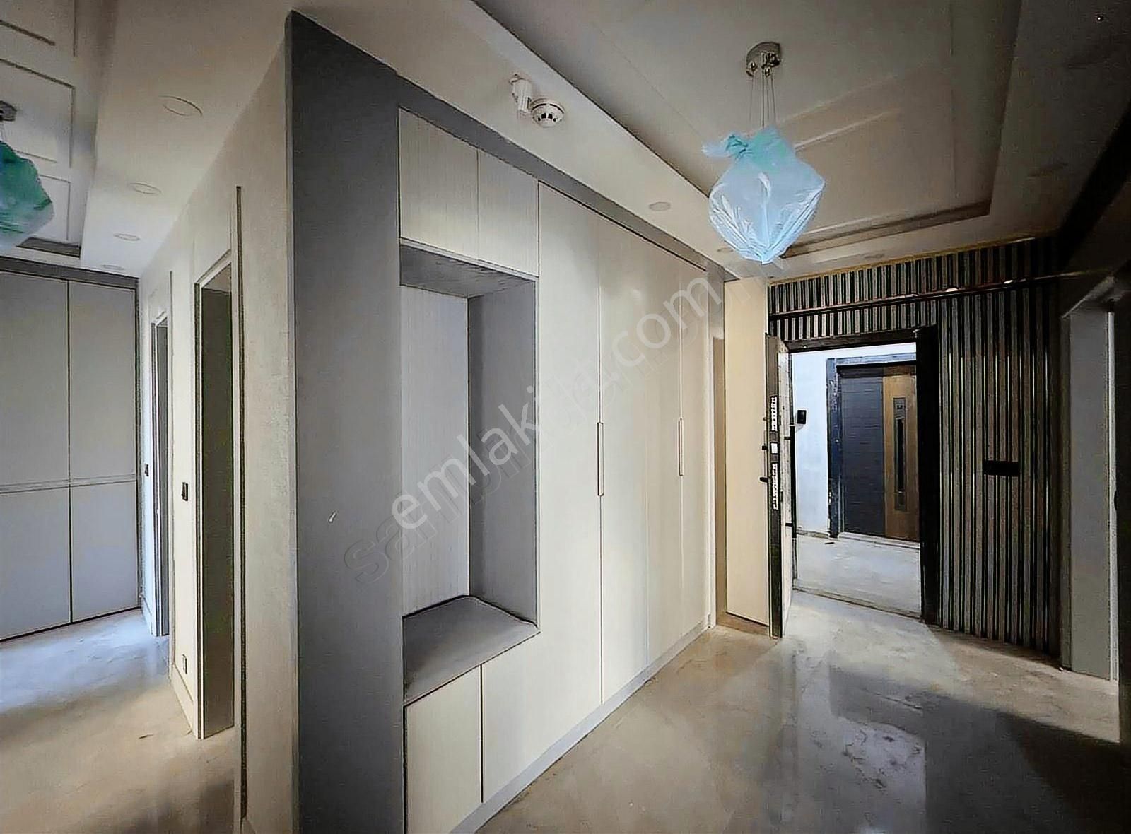 Beymahall Akıllı Sistem Ultra Lüx Cadde Üzeri 3,5+1 Daire