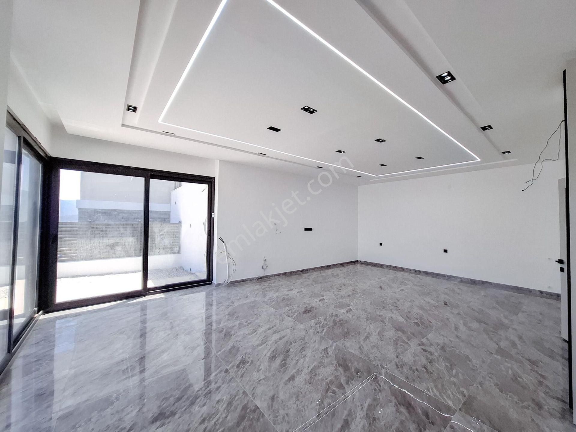 Didim Akbük Mahallesinde Full Deniz Manzaralı,müstakil Havuzlu Ve Otoparklı 4+1 Satılık Villa - Görsel 20