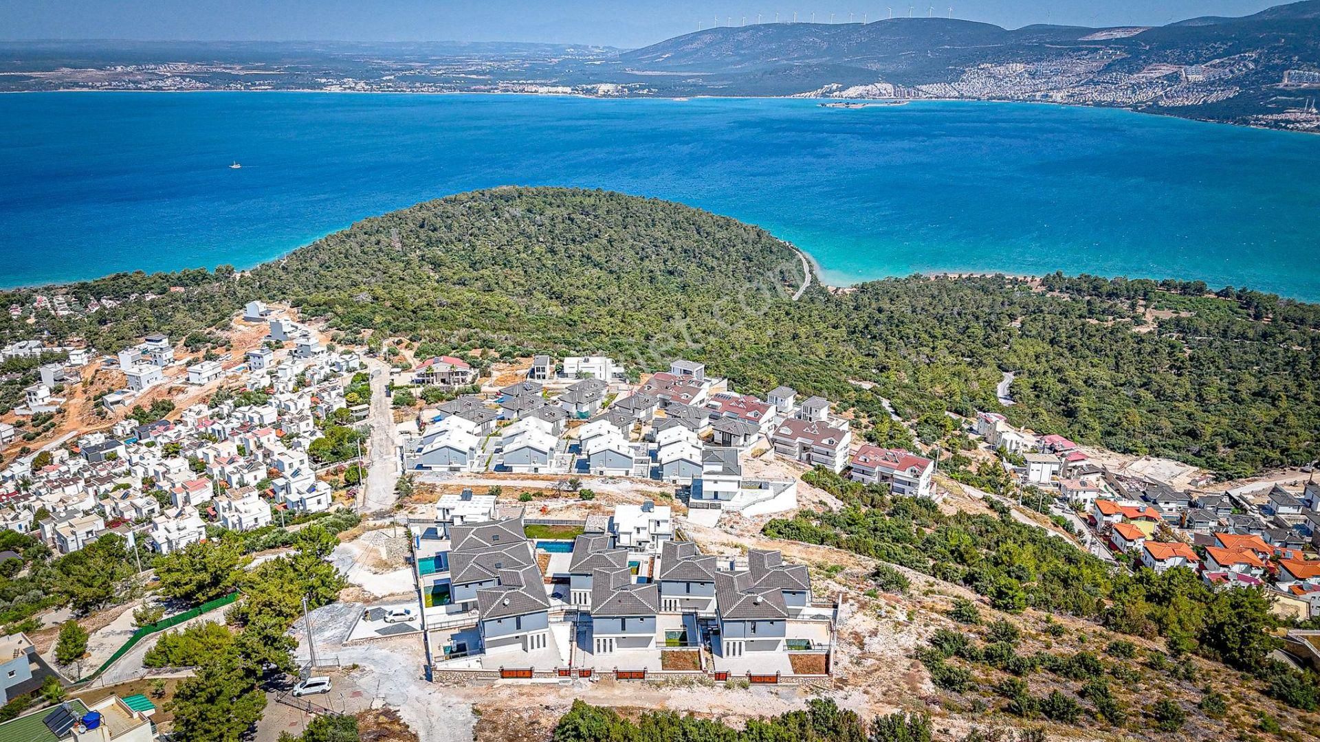 Didim Akbük Mahallesinde Full Deniz Manzaralı,müstakil Havuzlu Ve Otoparklı 4+1 Satılık Villa - Görsel 28