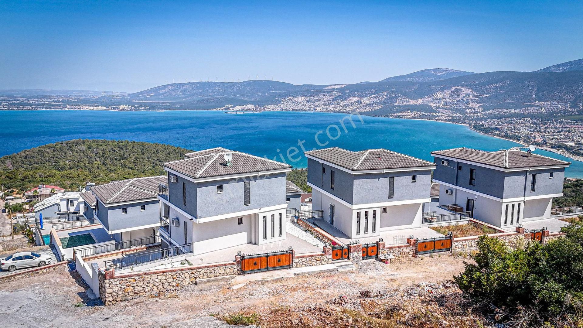 Didim Akbük Mahallesinde Full Deniz Manzaralı,müstakil Havuzlu Ve Otoparklı 4+1 Satılık Villa - Görsel 5