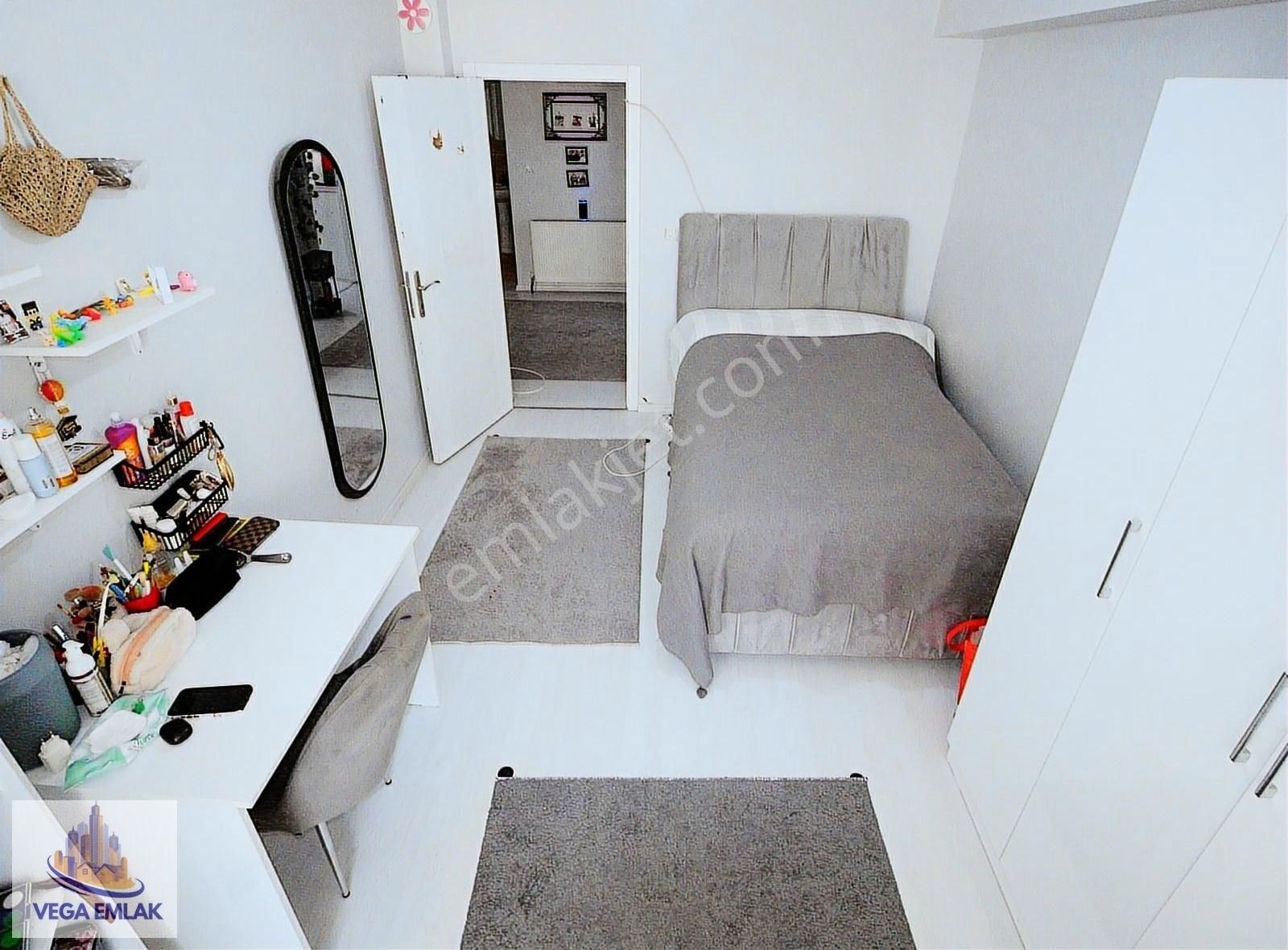 Vega Emlaktan Ova Market Ve Cemre Parkı Yakını 3+1 Satılık Daire - Görsel 10