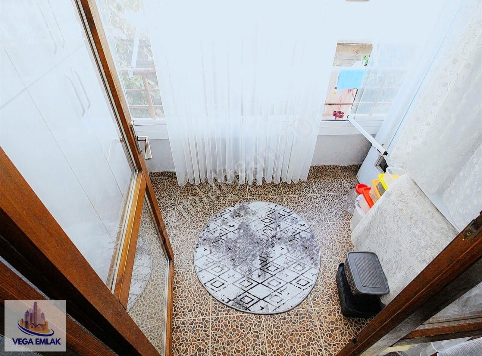 Vega Emlaktan Ova Market Ve Cemre Parkı Yakını 3+1 Satılık Daire - Görsel 6