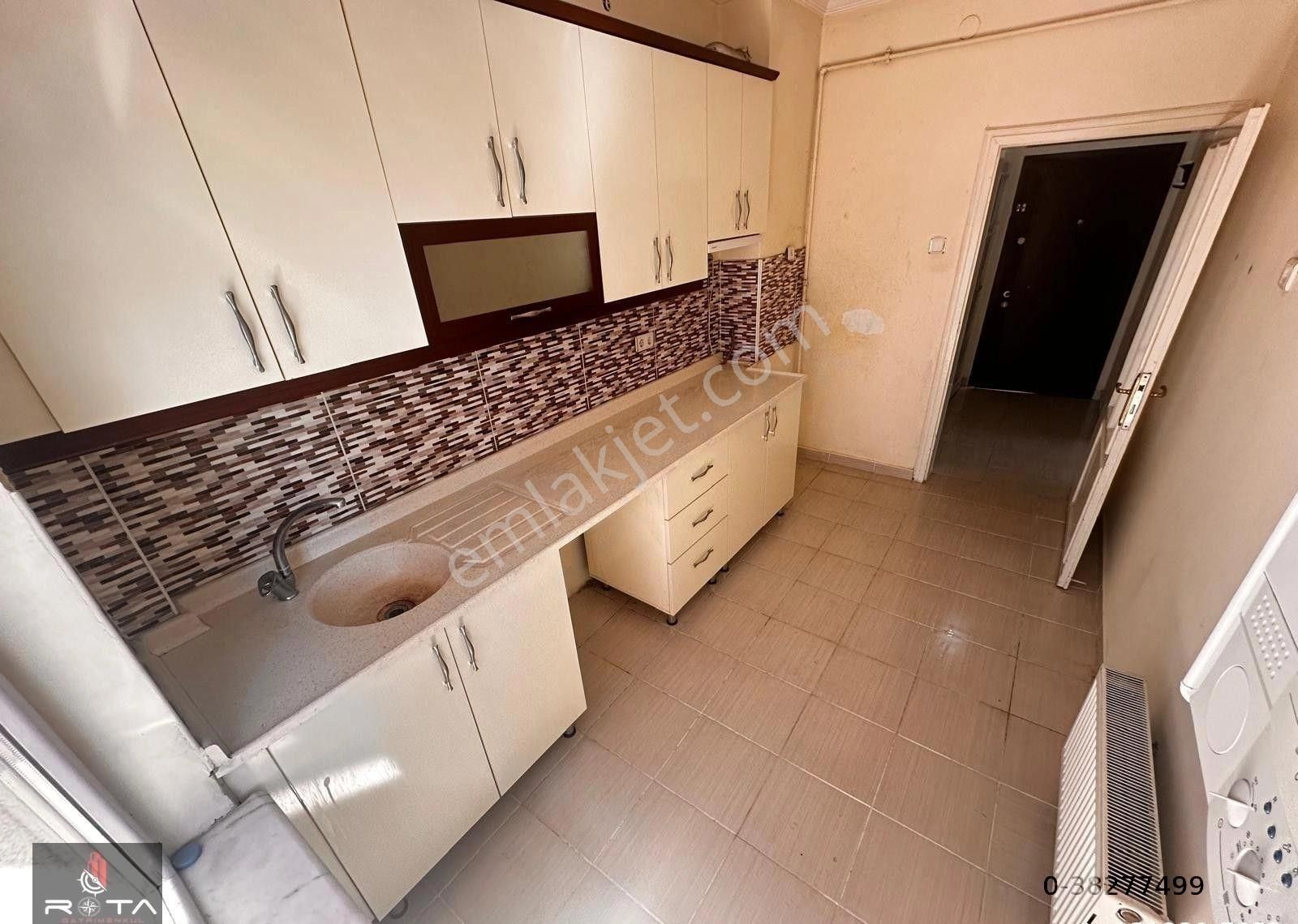 Rota'dan Kuyuyazı Caddesi Üzerinde Katta Full Yapılı Balkonlu 3+1 !!!