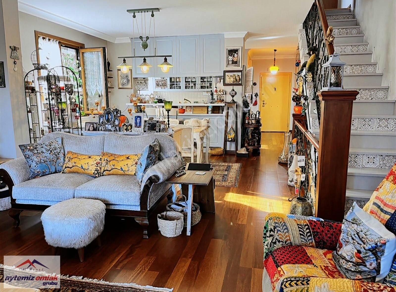 Çekmeköy Ömerlide Kelepir Satılık 6+2 Villa - Görsel 16