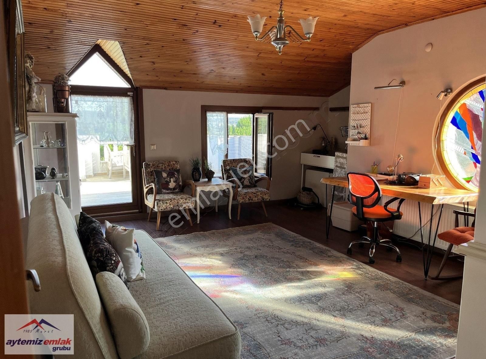 Çekmeköy Ömerlide Kelepir Satılık 6+2 Villa - Görsel 15