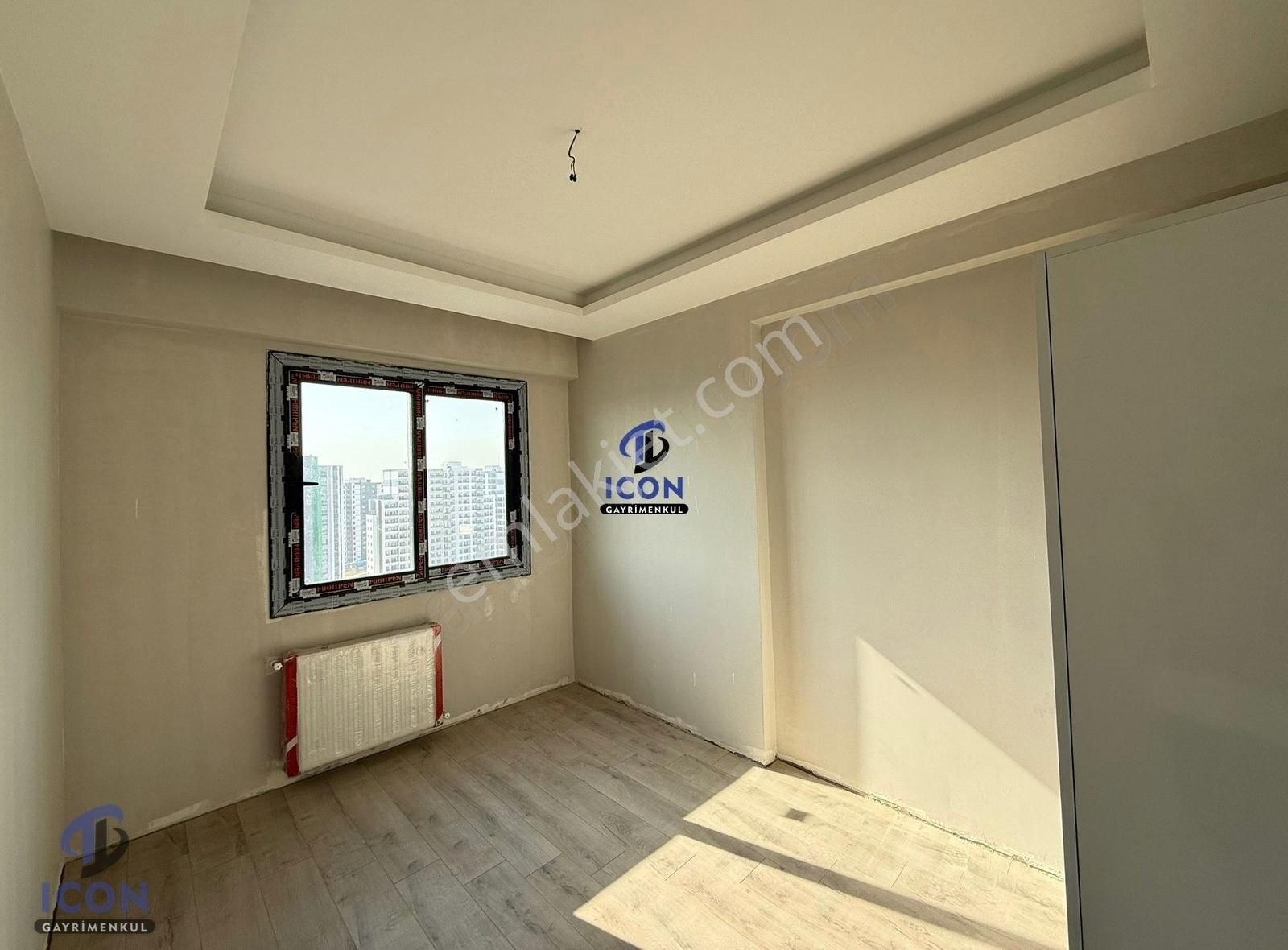 Icon'dan Akdeniz Mah'de Geniş Oturumlu Balkonlu 1+1 - Görsel 7