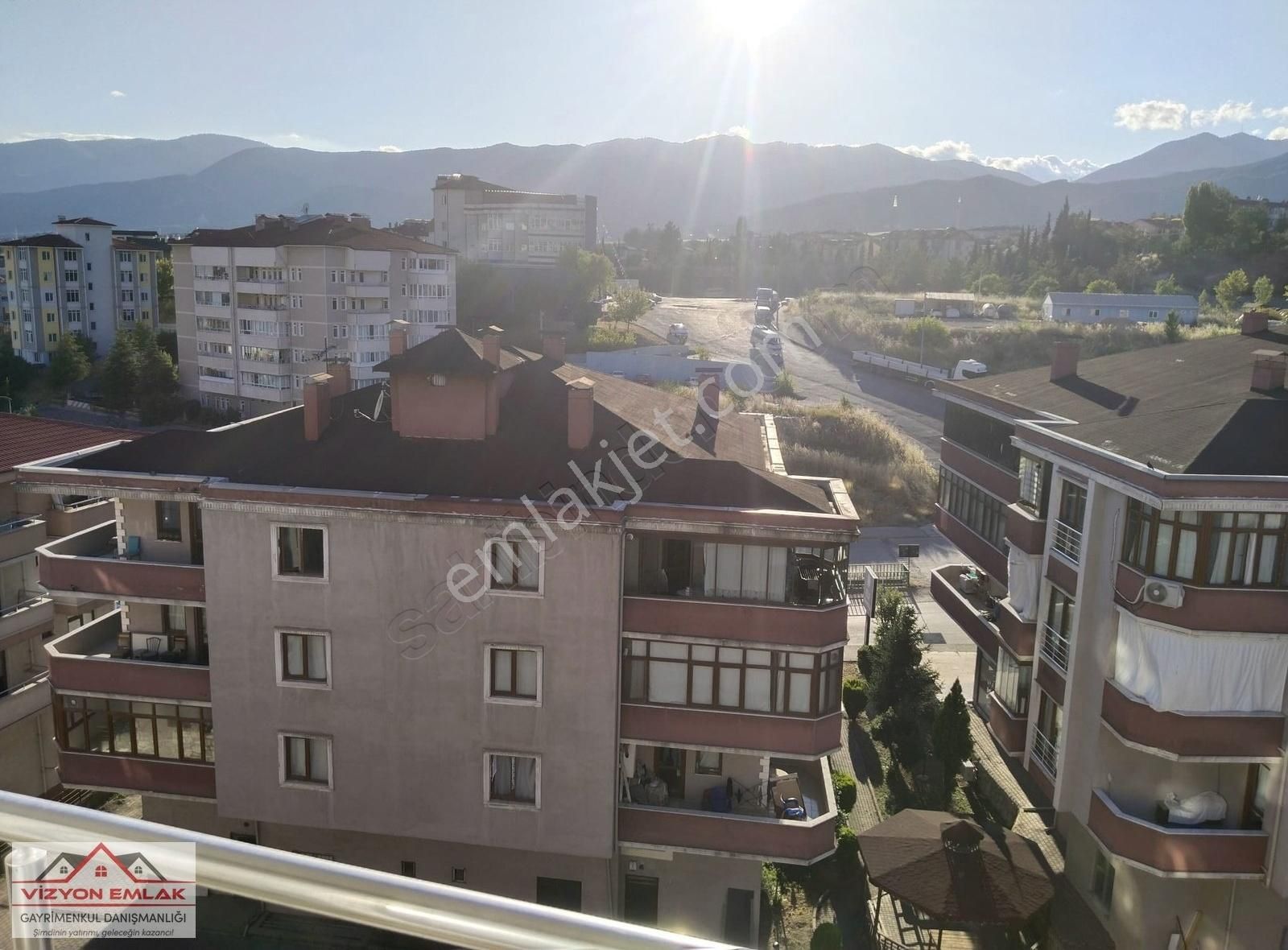 Vizyon Emlak'tan Kiralık Eşyalı 1+1 Daire
