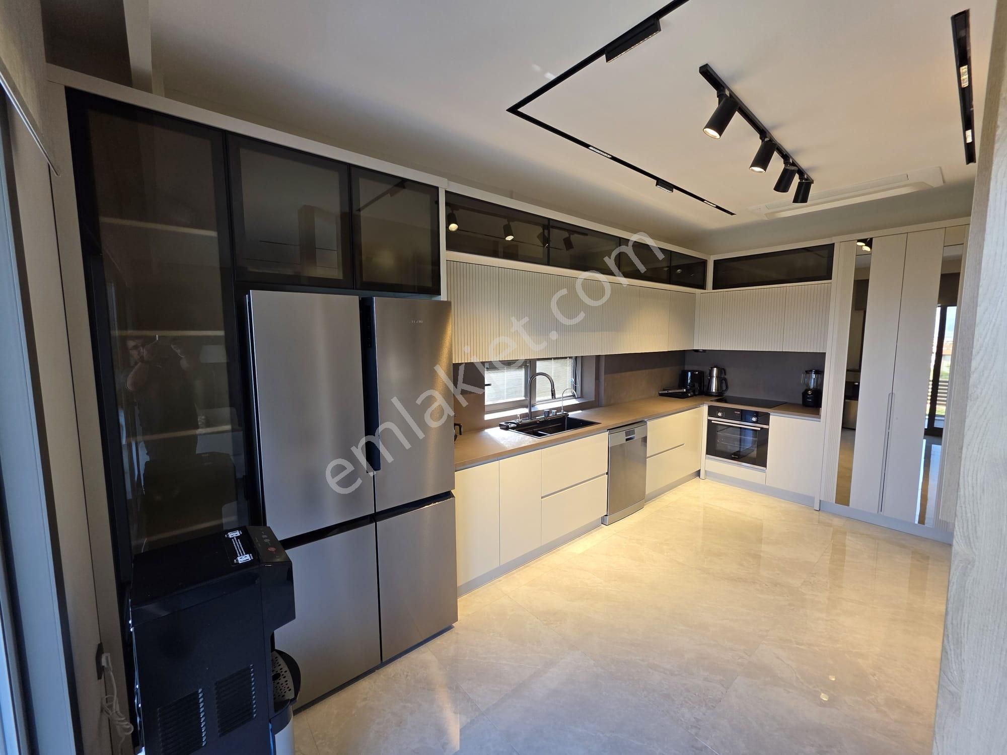 Sadece Bir Ev Değil Lüksü Ve Konforu Bir Arada Sunan 4+1 Villa!! - Görsel 9