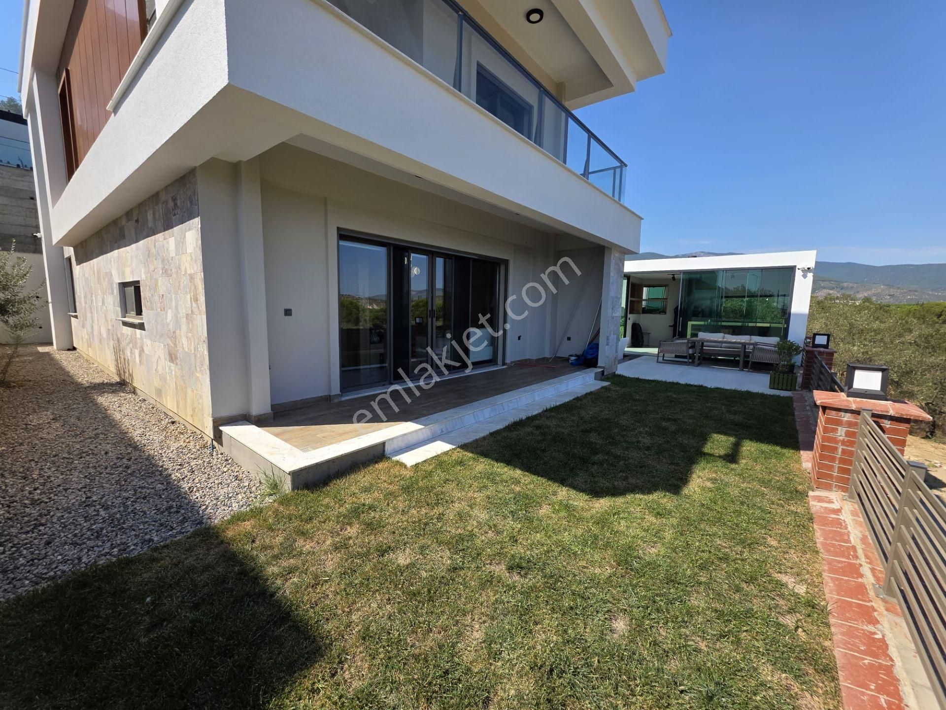 Sadece Bir Ev Değil Lüksü Ve Konforu Bir Arada Sunan 4+1 Villa!! - Görsel 25