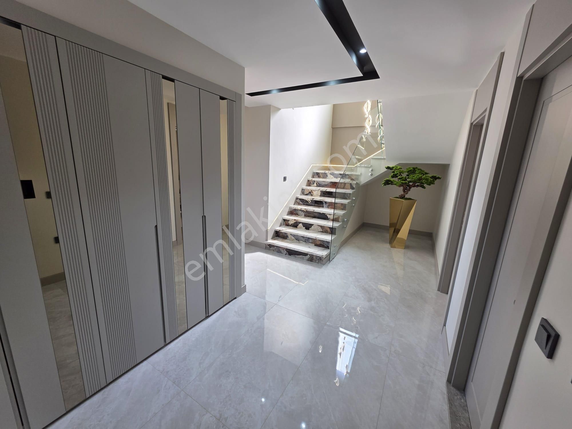 Sadece Bir Ev Değil Lüksü Ve Konforu Bir Arada Sunan 4+1 Villa!! - Görsel 33