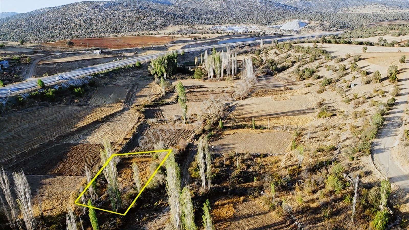 Anayol Kenarı Hesaplı Bahçe, Yaz Kış Gidilir Mete Mermer'den - Görsel 4