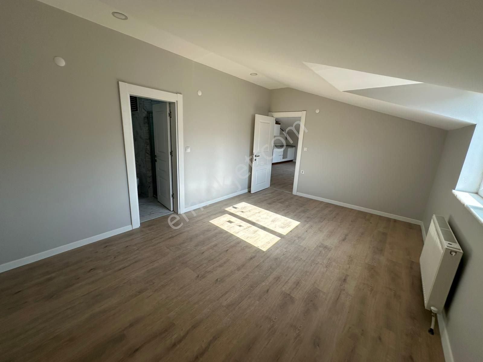 Beylikdüzü Yakuplu'da 4+2 Dublex Lüks Daire - Görsel 32