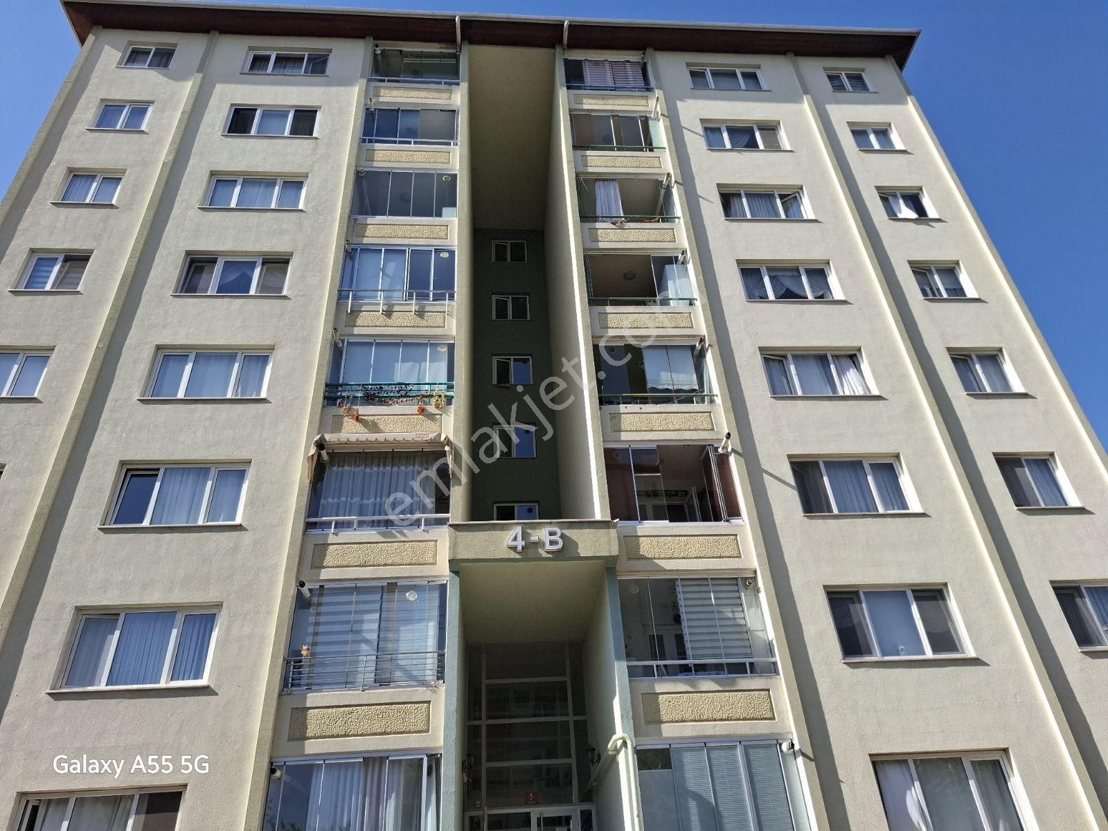 Metro Yakını Spor Sitesinde 3+1 Satılık - Görsel 2