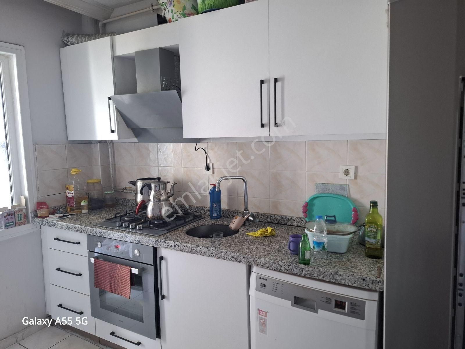 Metro Yakını Spor Sitesinde 3+1 Satılık