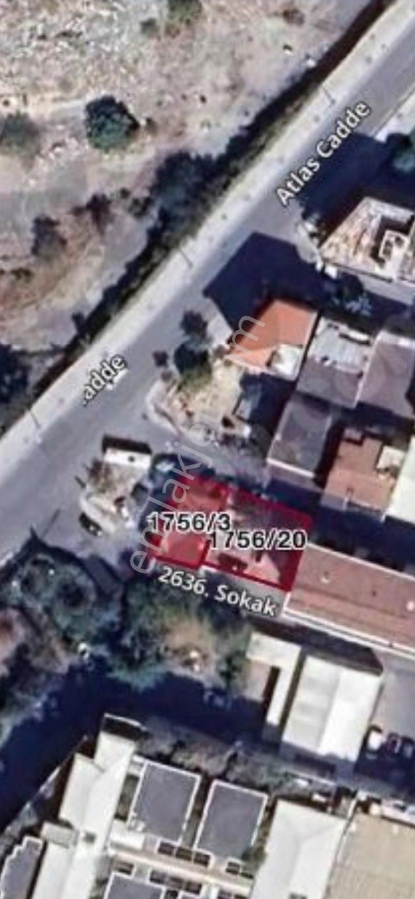İstanbul Bağcılar Mahmutbey’de 212 Avm Arkasında Satılık Değerli Arsa
