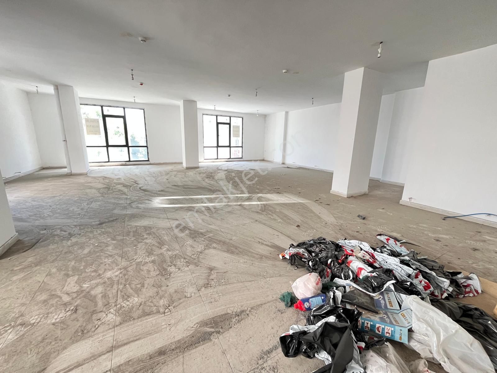 Loft Tan Sefaköy Merkezde Kiralık 850m2 İşyeri Komple Bina - Görsel 6