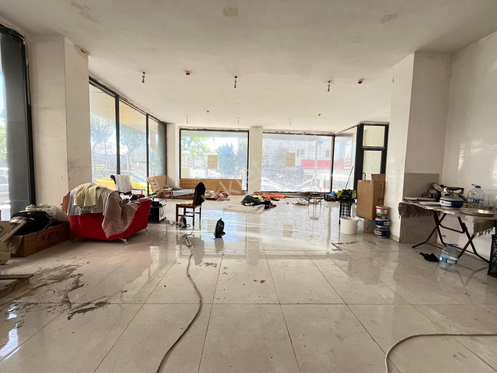 Loft Tan Sefaköy Merkezde Kiralık 850m2 İşyeri Komple Bina - Görsel 10