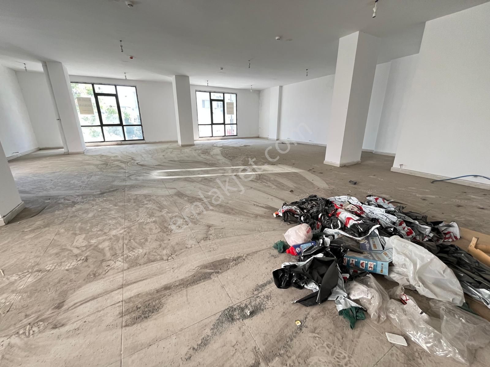 Loft Tan Sefaköy Merkezde Kiralık 850m2 İşyeri Komple Bina - Görsel 5