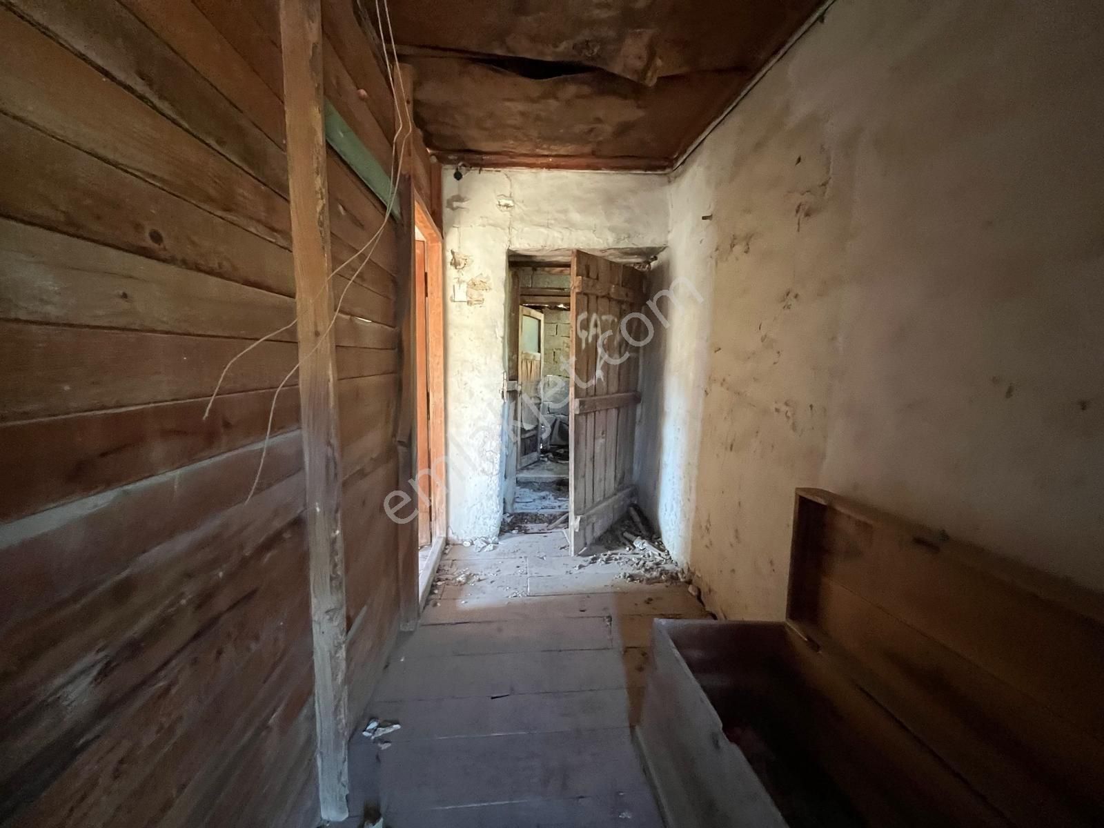 Bereket Mah Denize Araç İle 5 Dk Mesafede Satılık Taş Ev - Görsel 7