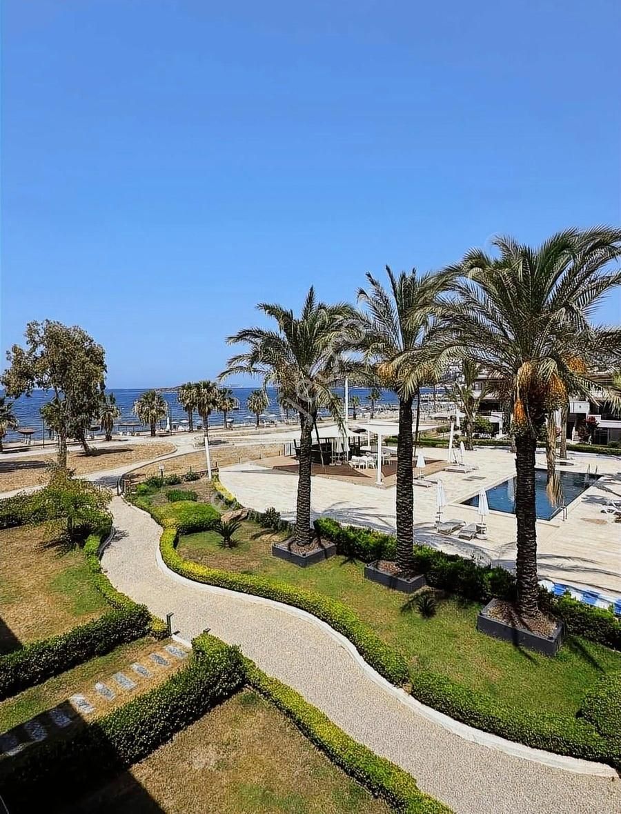 Denize Sıfır Özel Plajı Ve İskelisi Olan 100m2 Rezidans Daire