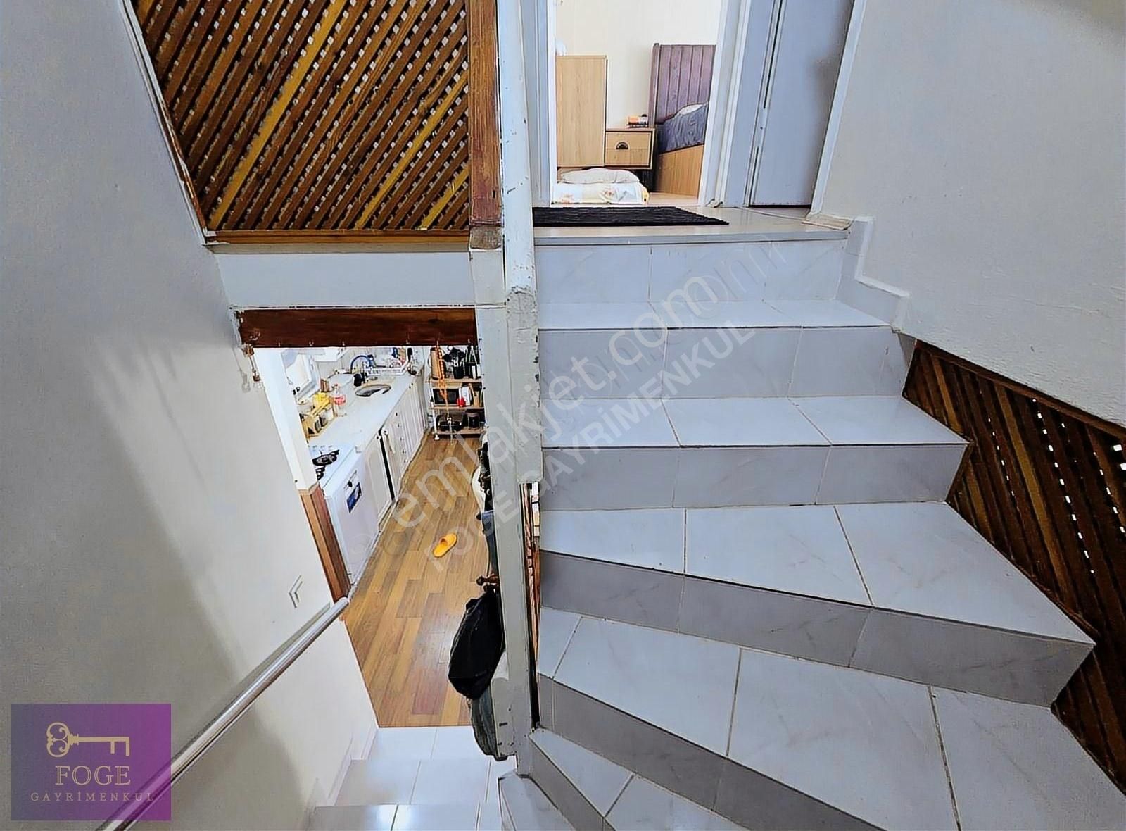 Yenifoça Burunucu'nda 3+1 Satılık Bahçeli Dubleks Villa - Görsel 20