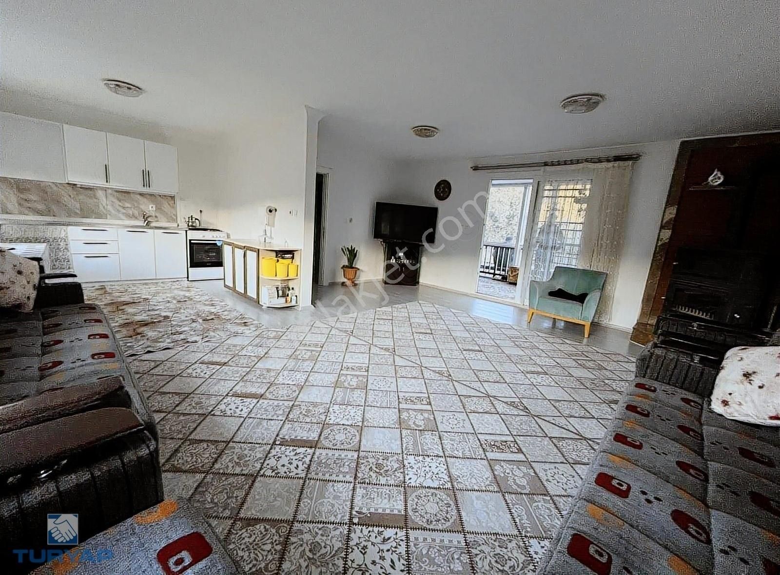 Torbalı Karakızlar Mah 3405m2 Evi Olan Müstakil Parsel Arazi - Görsel 9