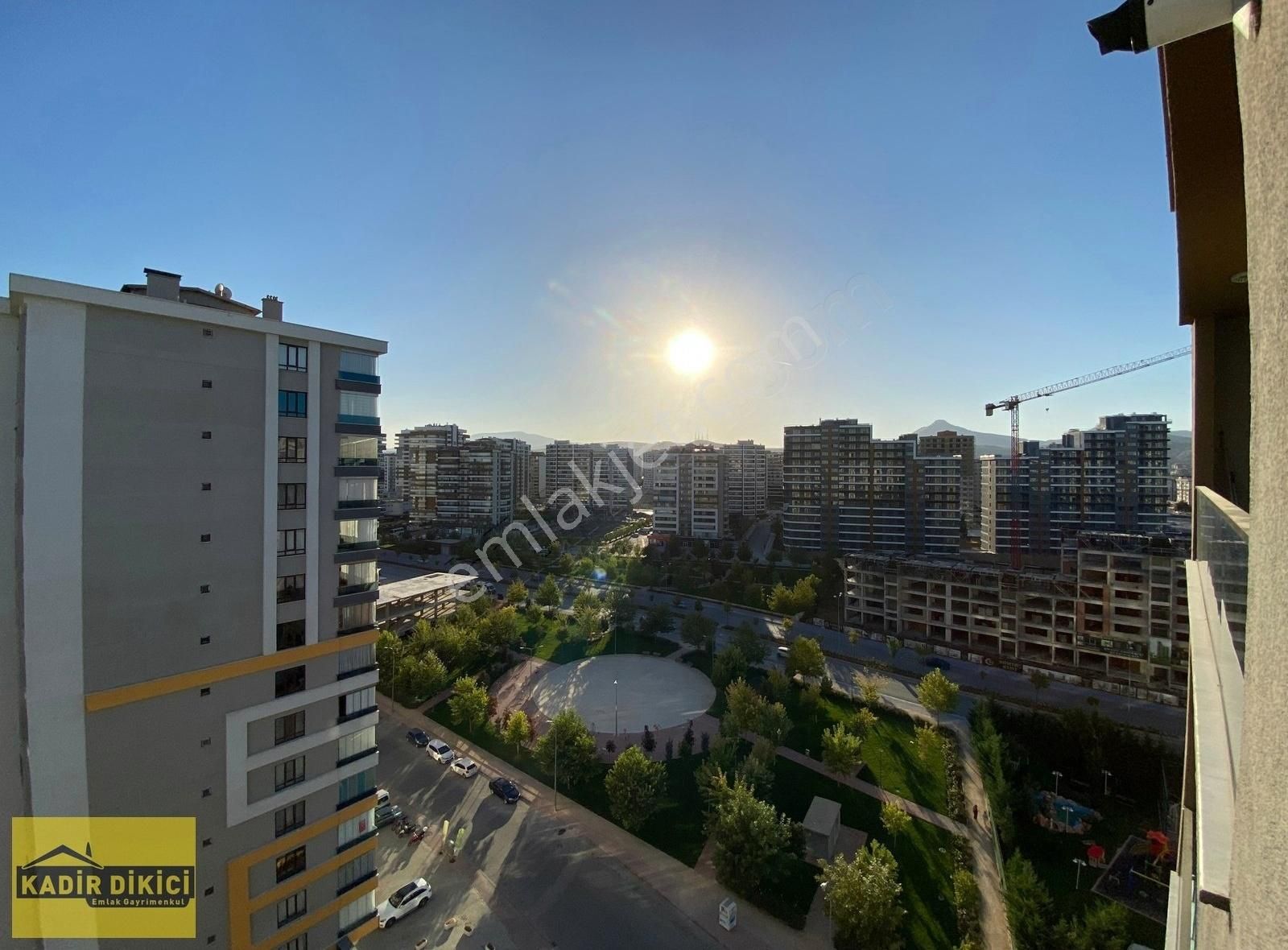 Kadir Dikici'den Ömer Halisdemir Cad Kiralık 4+1 Daire - Görsel 7