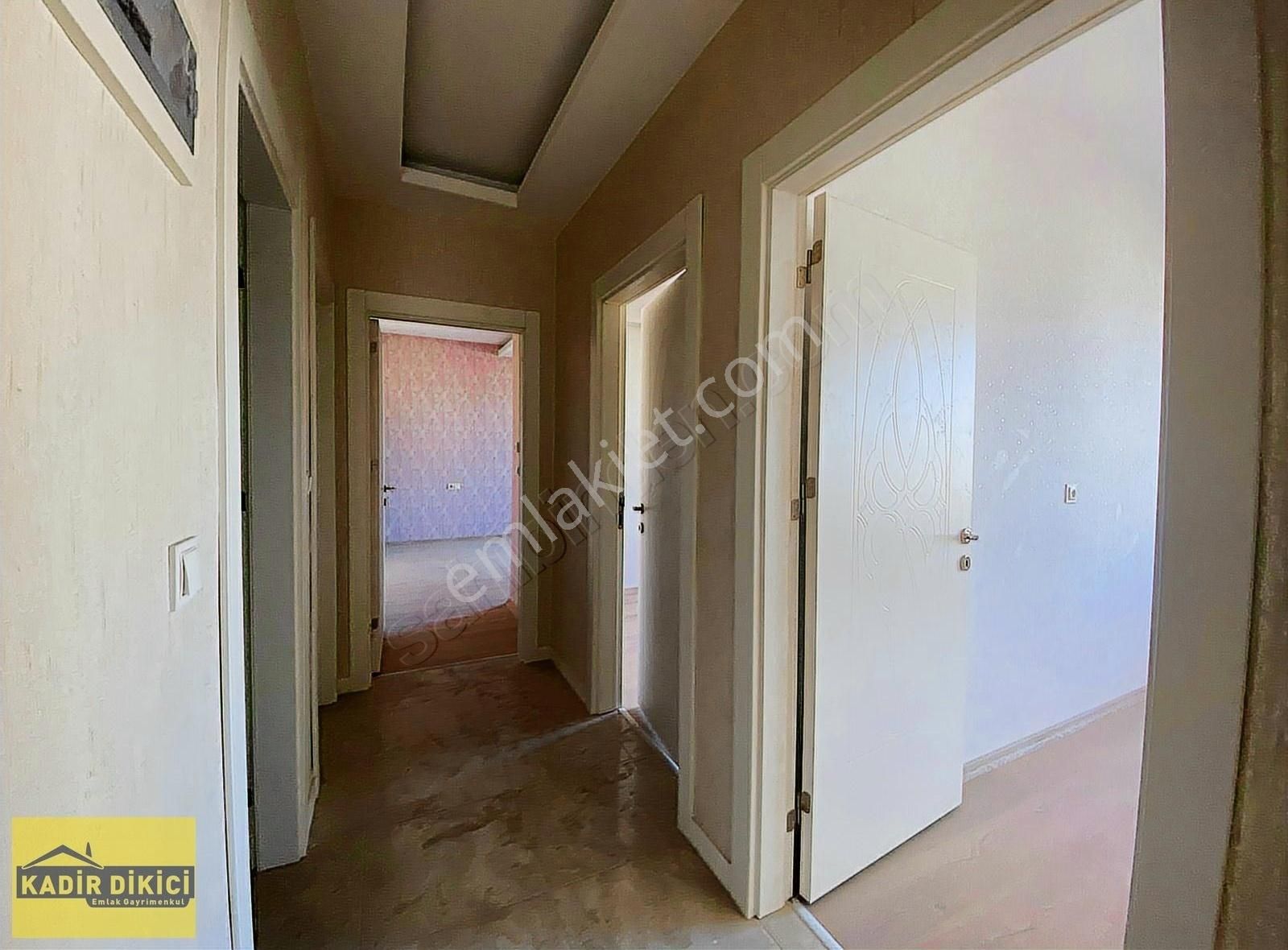 Kadir Dikici'den Ömer Halisdemir Cad Kiralık 4+1 Daire - Görsel 11