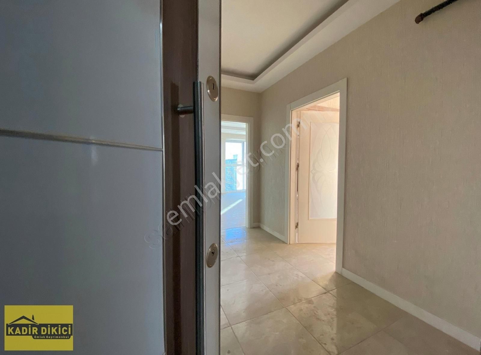 Kadir Dikici'den Ömer Halisdemir Cad Kiralık 4+1 Daire - Görsel 19