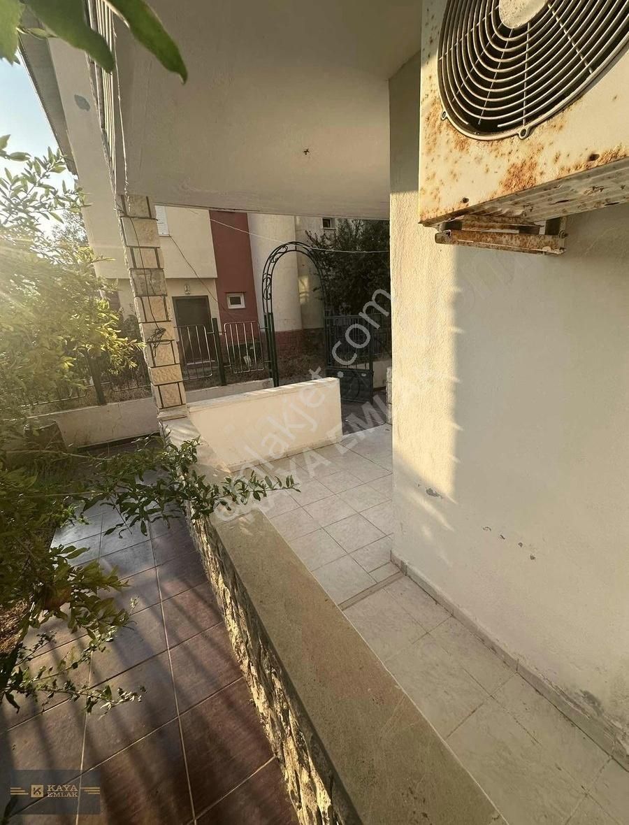 Denize 400 Metre Tam Müstakil Bahçeli Bağımsız Girişli Balkonlu