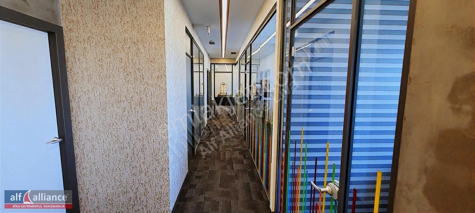 My Offıce 212'de 246m² 3'lü Birleşik Ofis (15 Otopark+27m²depo) - Görsel 24