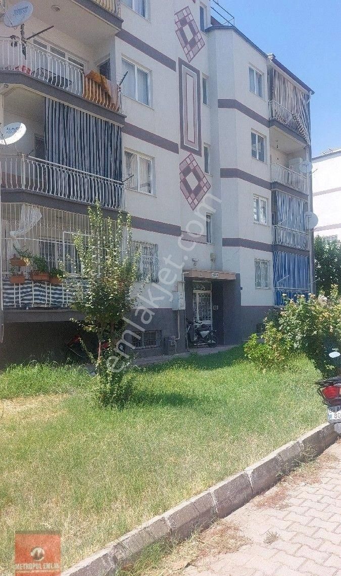 Mimar Sinan Da Okullar Bölgesinde Ara Kat Kiralık 3+1 Daire