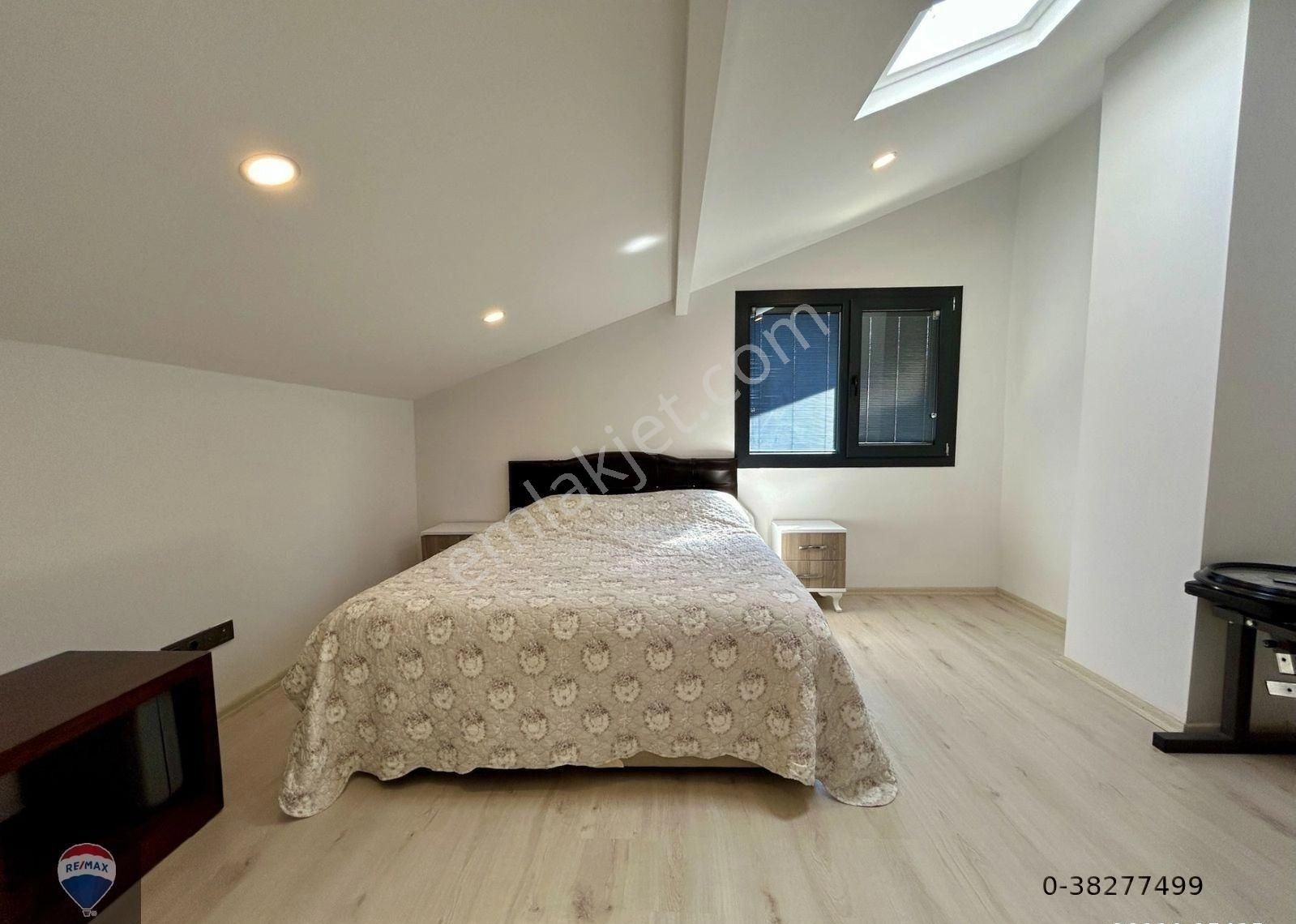 Satılık Kadınlar Denızı Bölgesınde Denız Manzaralı Villa - Görsel 27