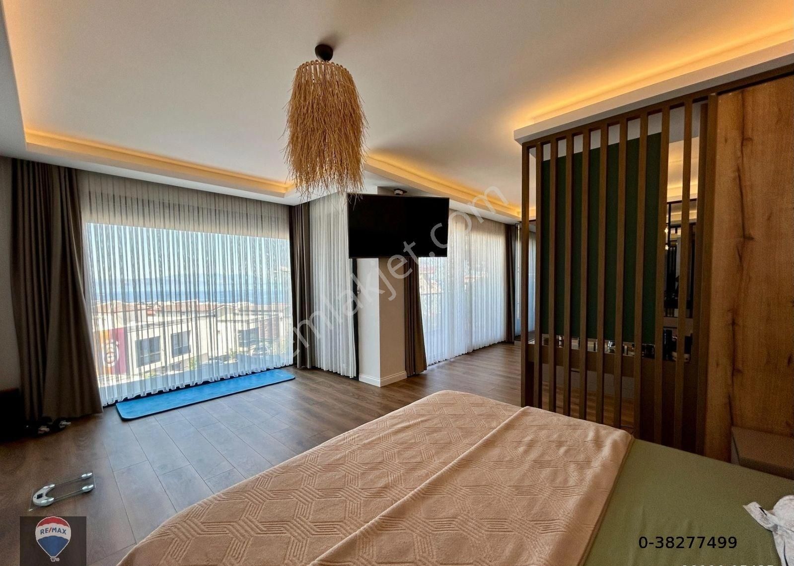 Satılık Kadınlar Denızı Bölgesınde Denız Manzaralı Villa - Görsel 7