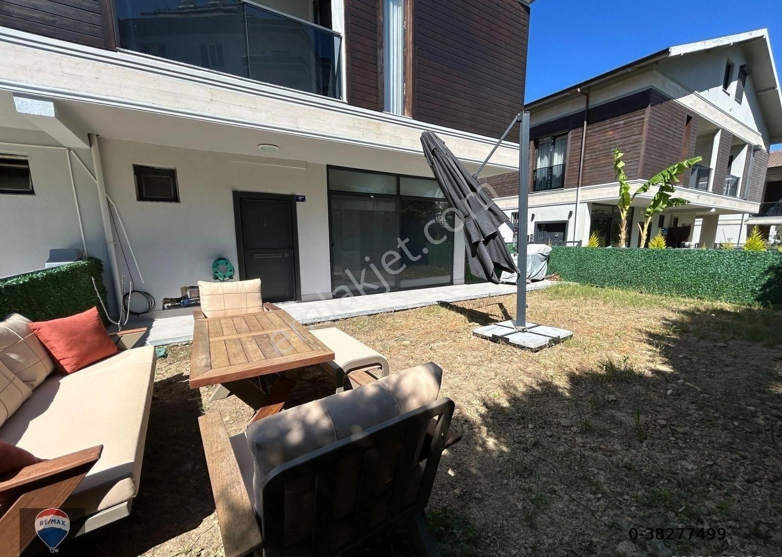 Satılık Kadınlar Denızı Bölgesınde Denız Manzaralı Villa - Görsel 30