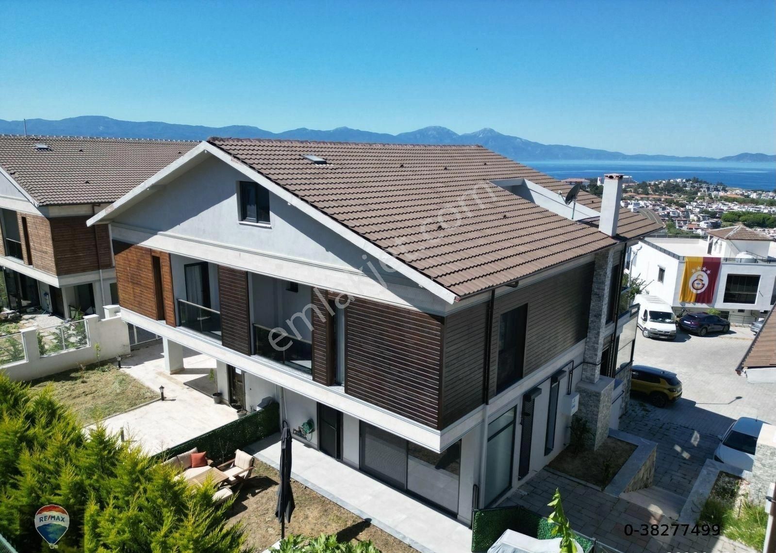 Satılık Kadınlar Denızı Bölgesınde Denız Manzaralı Villa - Görsel 14