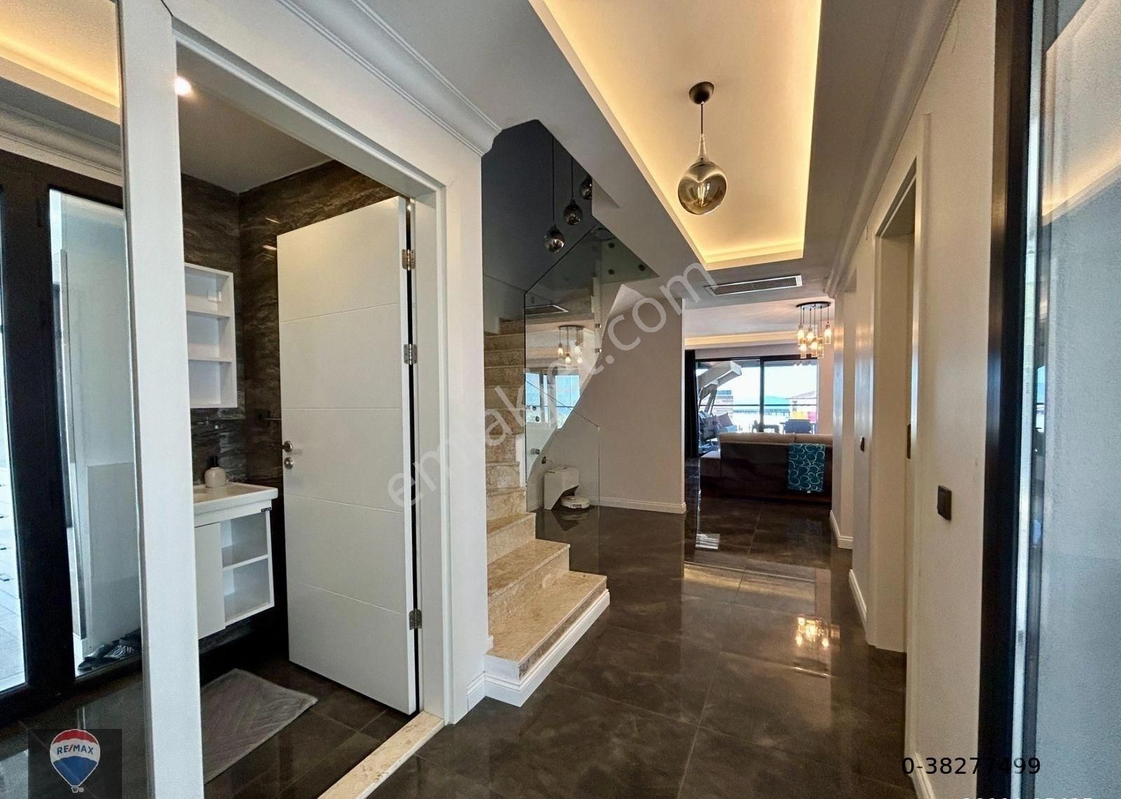 Satılık Kadınlar Denızı Bölgesınde Denız Manzaralı Villa - Görsel 18