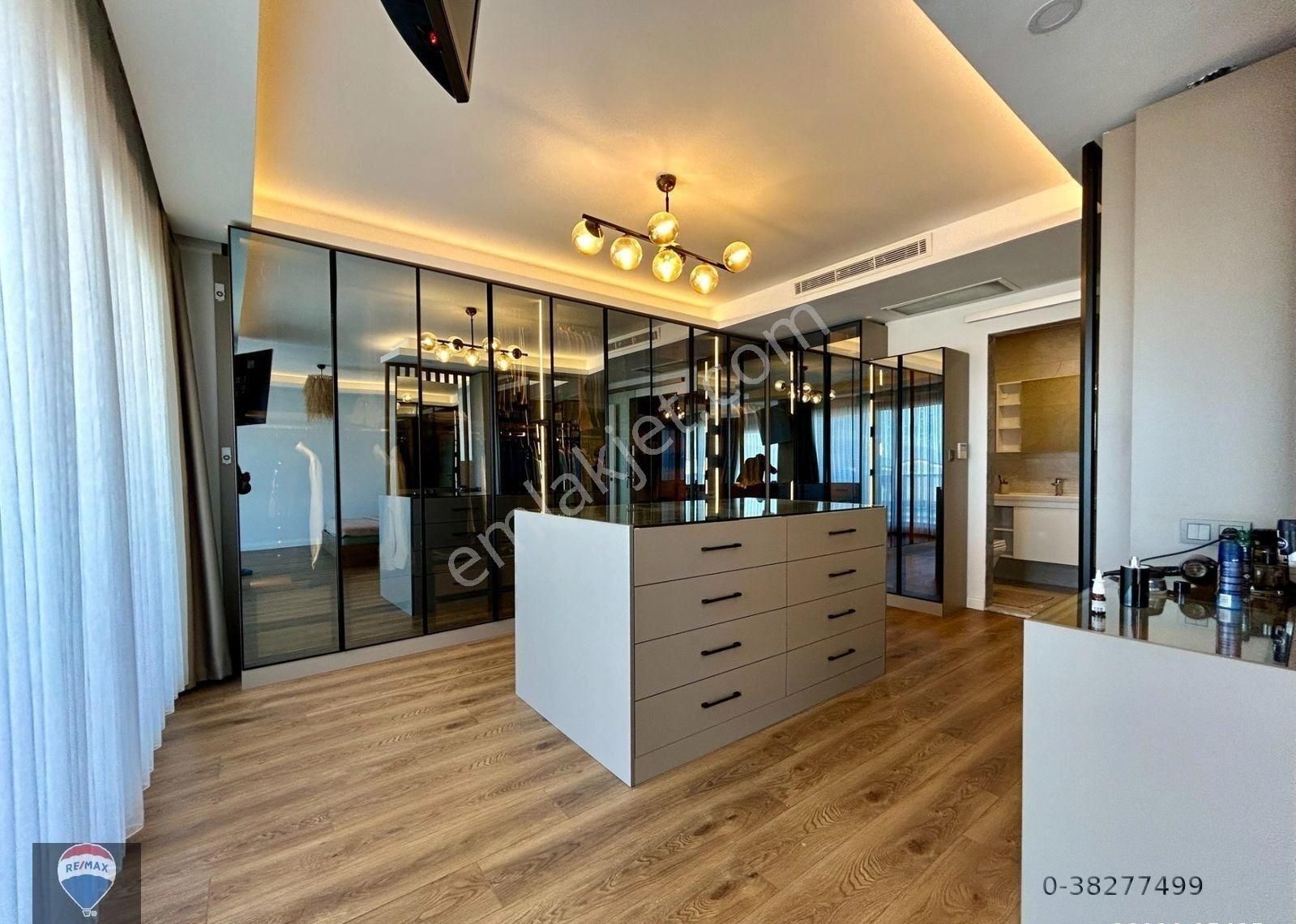 Satılık Kadınlar Denızı Bölgesınde Denız Manzaralı Villa - Görsel 26