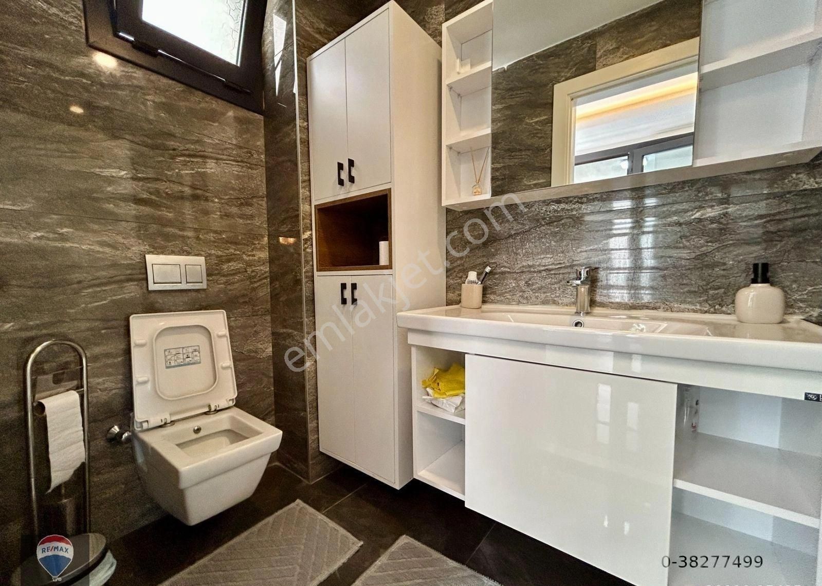 Satılık Kadınlar Denızı Bölgesınde Denız Manzaralı Villa - Görsel 8