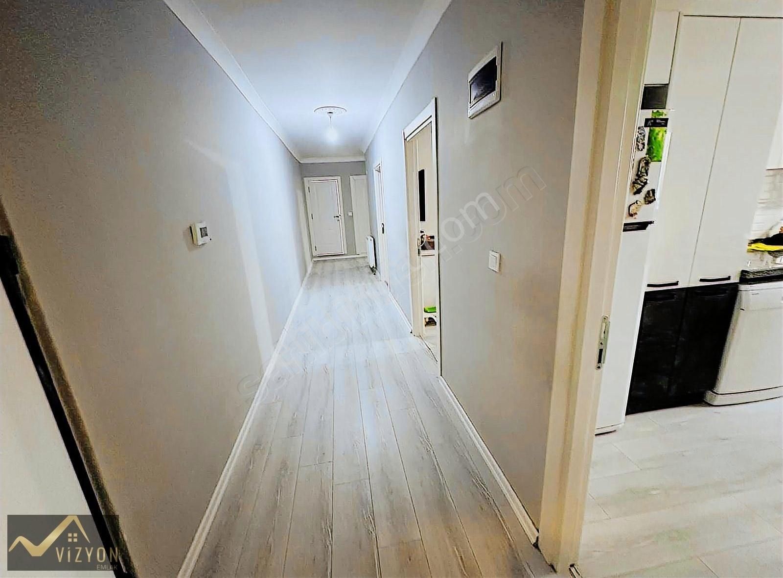 Vizyon Emlak'tan 3+1 Emsalsiz 140 M2 Ara Kat Asansör K.otopark - Görsel 3